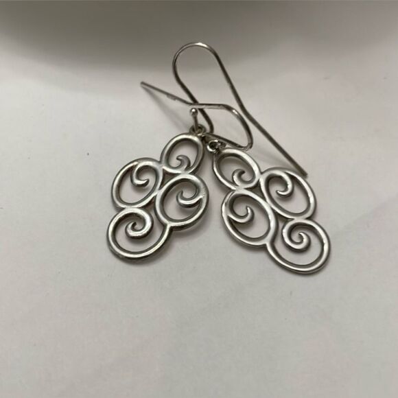 James Avery Retired 4 Swirl Earrings - Picture 1 of 4
